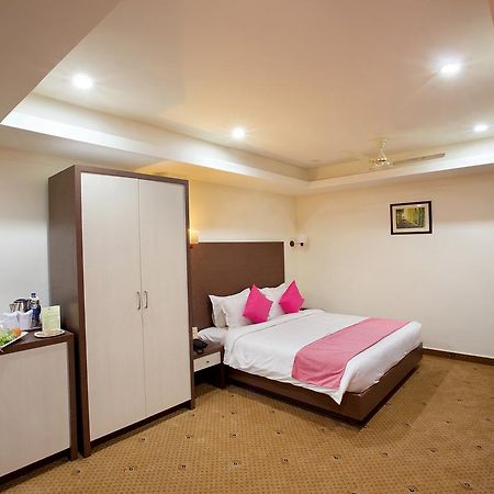 Joyees Residency Kottayam Exterior foto